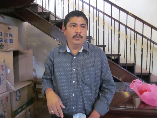 Efren Gonzalez, One of the Artists