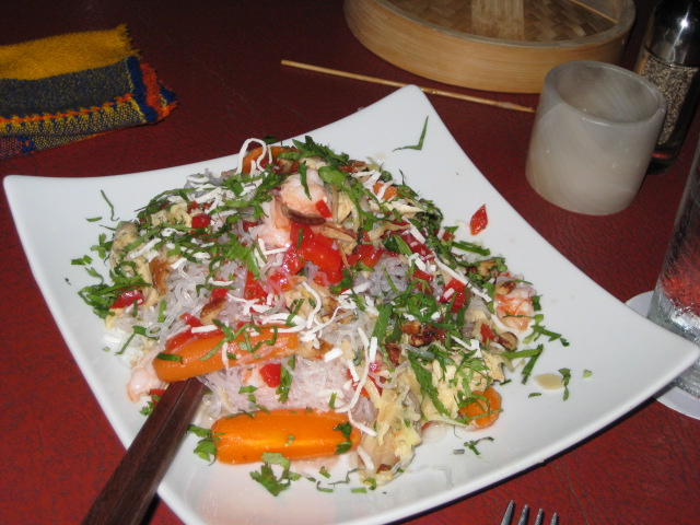 Thai noodles and shrimp