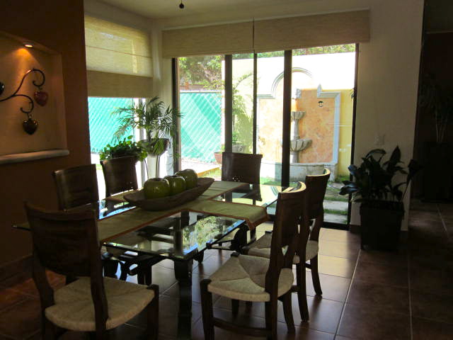 Diningroom in the Model Home