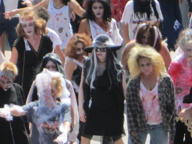 Dancing Zombies