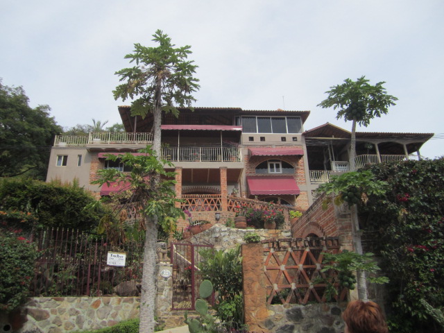 House in Vista Del Lago