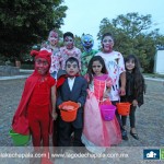 Kids in La Floresta for Halloween