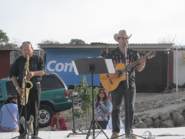 Musicians, Noe and Paco
