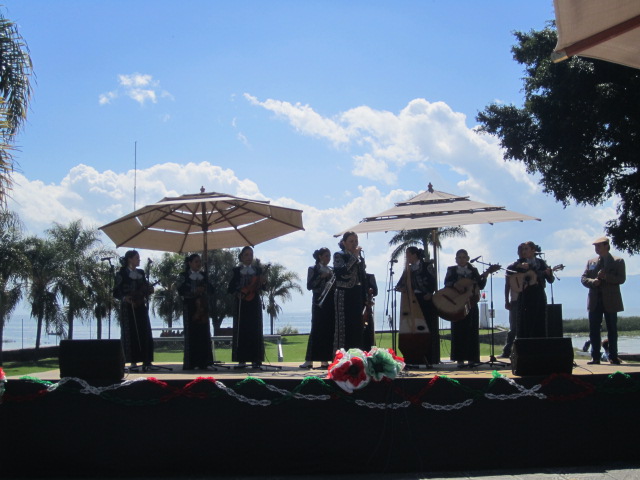 Female Mariachi Group