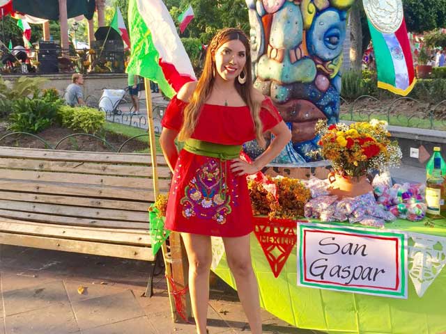 Dulce at the Combate de Flores