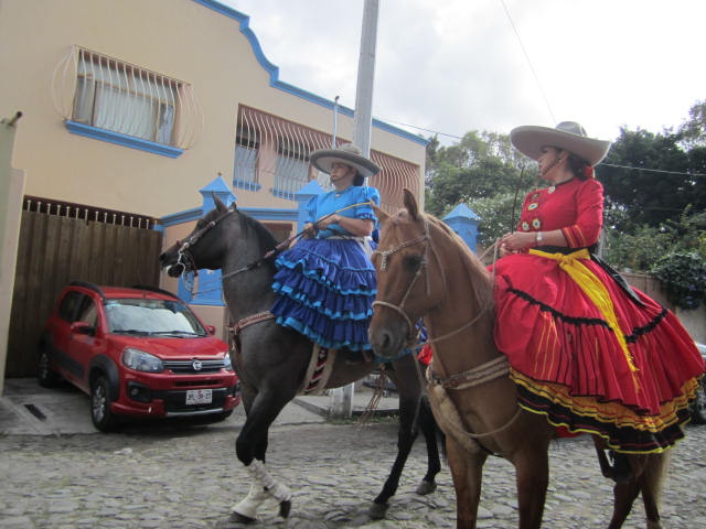 Escaramuza girls